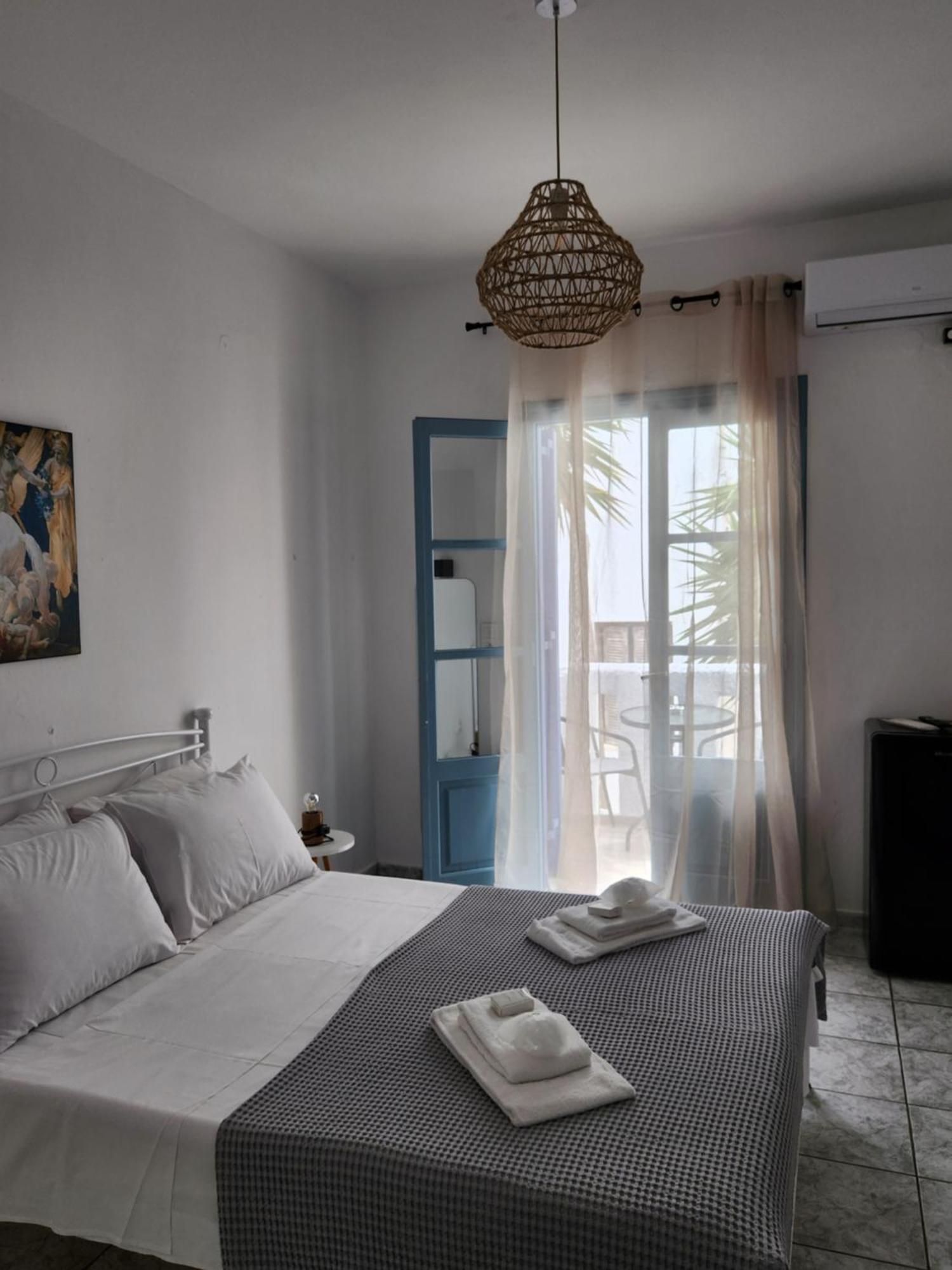 Eleios Hotel Serifos Livadi  Eksteriør bilde